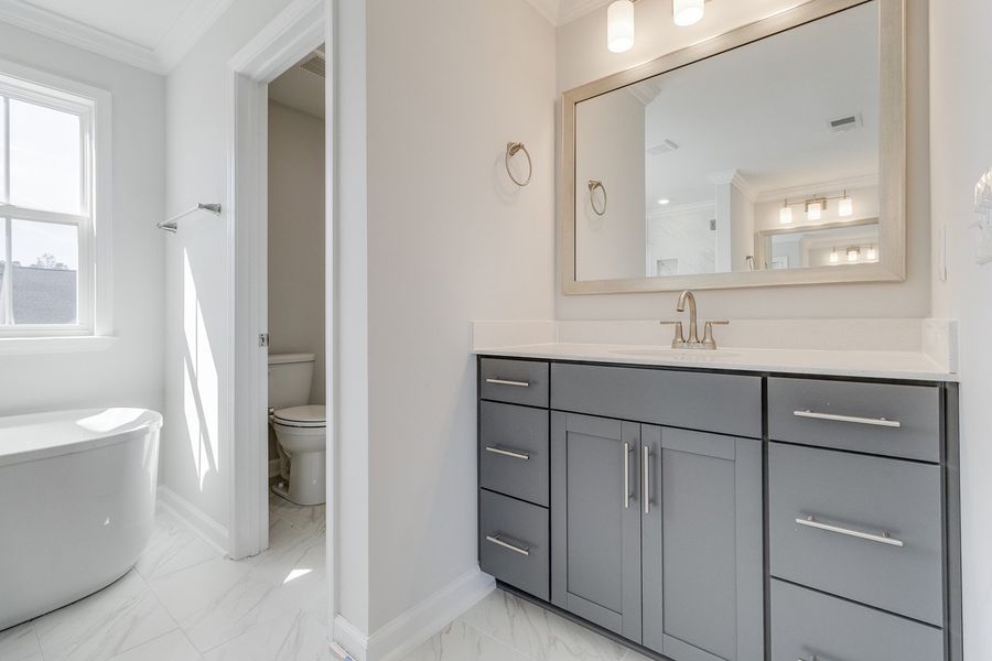 Furnished interior view inside a new home in Pebble Branch, Chapin (Image 13).