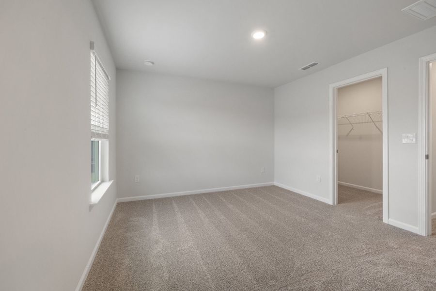 Spacious, unfurnished interior of a new home in Everton, Durham (Image 33).