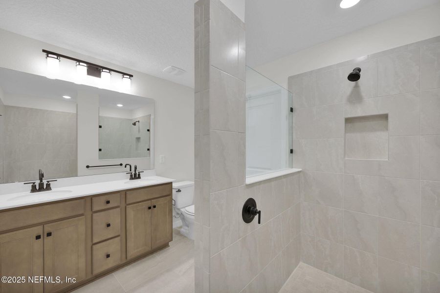 Furnished interior view inside a new home in Murray Farms, Middleburg (Image 9).