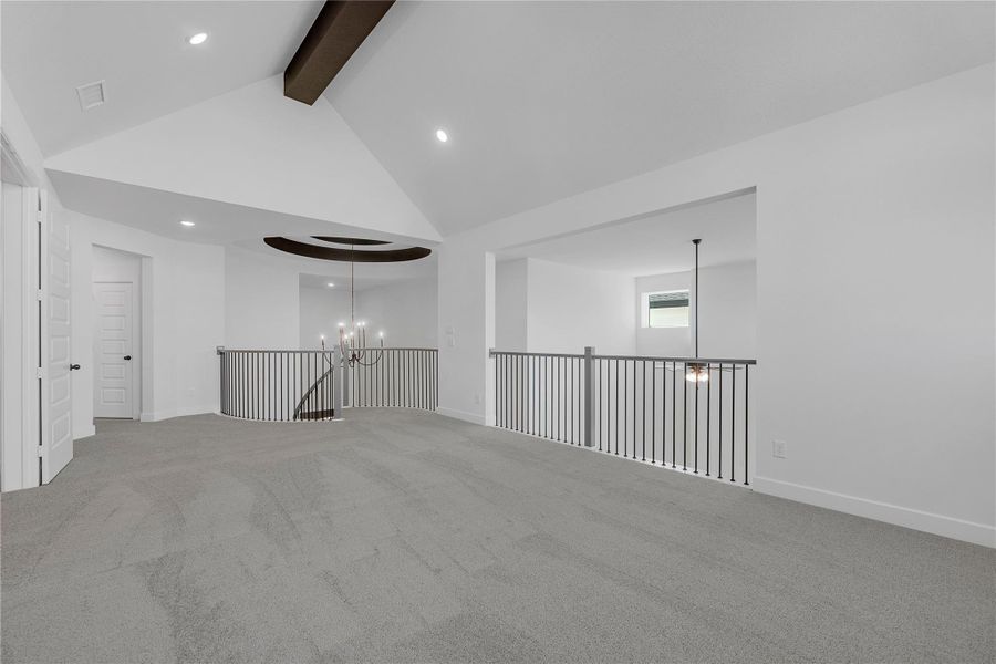 Representative image. Features, selections and colors may vary.