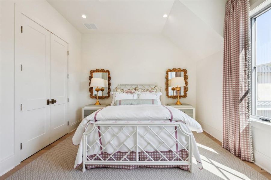 Furnished interior view inside a new home in , Malakoff (Image 13). Furnished interior view inside a new home in , Malakoff (Image 13).