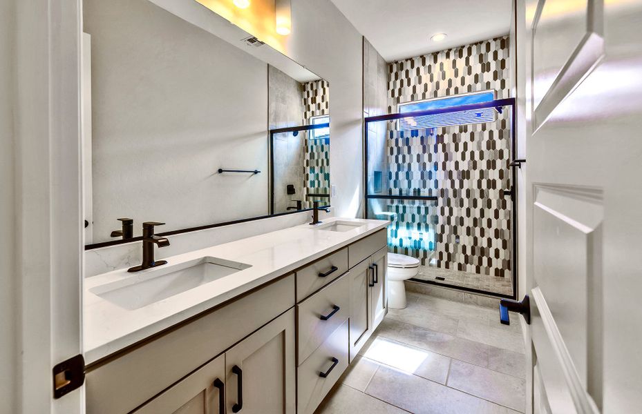 Furnished interior view inside a new home in Vistoso Canyon Estates, Oro Valley (Image 10).