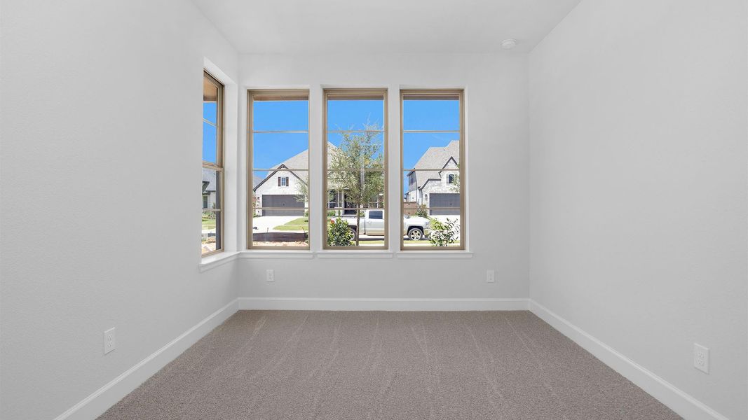 Spacious, unfurnished interior of a new home in Grange 60', Katy (Image 15).
