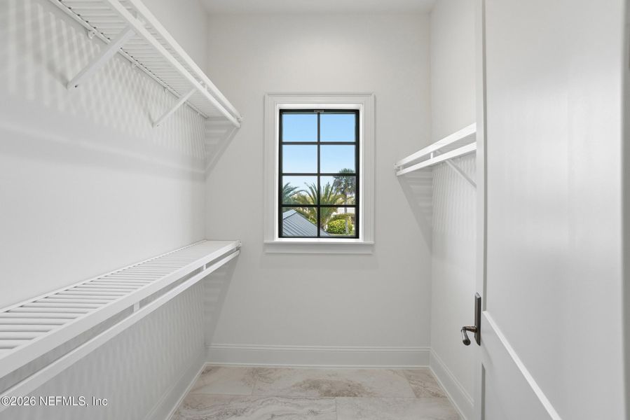 Spacious, unfurnished interior of a new home in , Ponte Vedra Beach (Image 68).