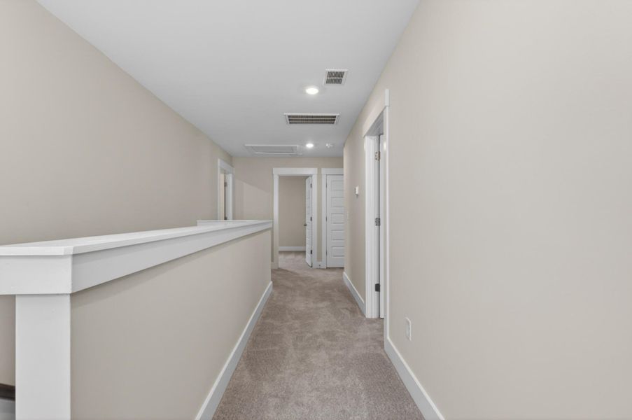 Spacious, unfurnished interior of a new home in Highland Bluff, Aiken (Image 16).