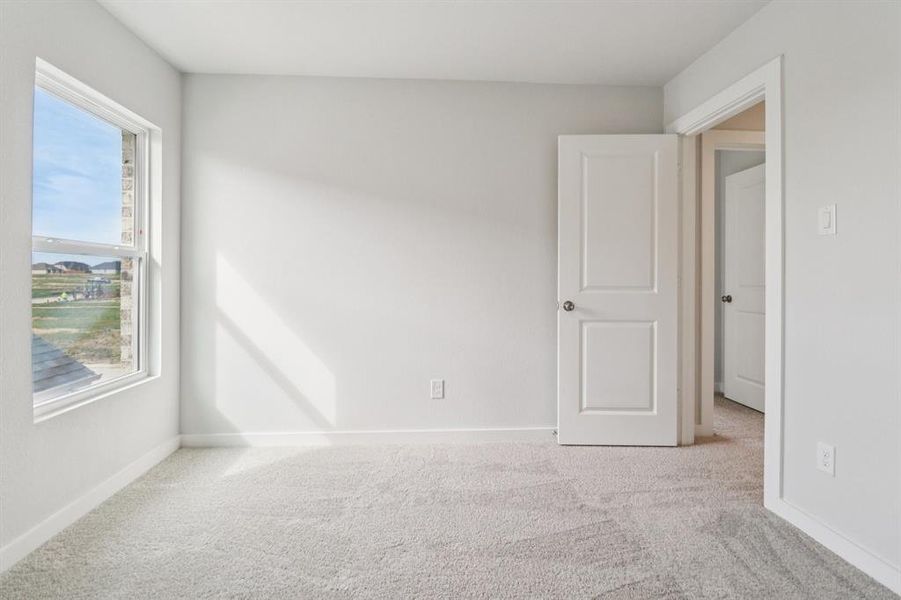 Spacious, unfurnished interior of a new home in Lone Oak, Alvarado (Image 28). Spacious, unfurnished interior of a new home in Lone Oak, Alvarado (Image 28).