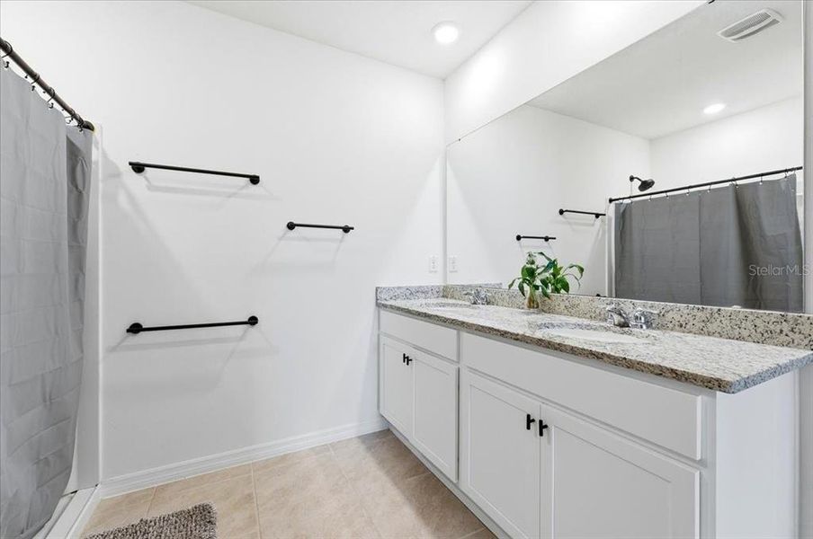 Furnished interior view inside a new home in Eden Hills, Lake Alfred (Image 12). Furnished interior view inside a new home in Eden Hills, Lake Alfred (Image 12).