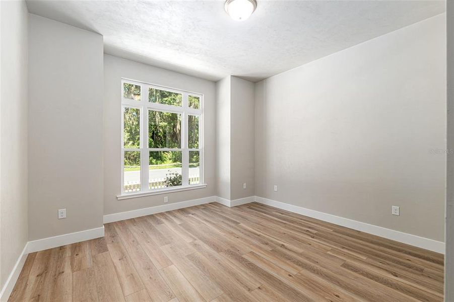 Spacious, unfurnished interior of a new home in Fairway Pointe at West End, Newberry (Image 41). Spacious, unfurnished interior of a new home in Fairway Pointe at West End, Newberry (Image 41).