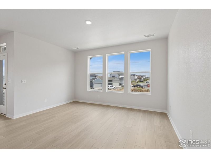 Spacious, unfurnished interior of a new home in , Loveland (Image 28).