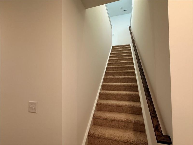 Spacious, unfurnished interior of a new home in Laurelwood, Douglasville (Image 21).