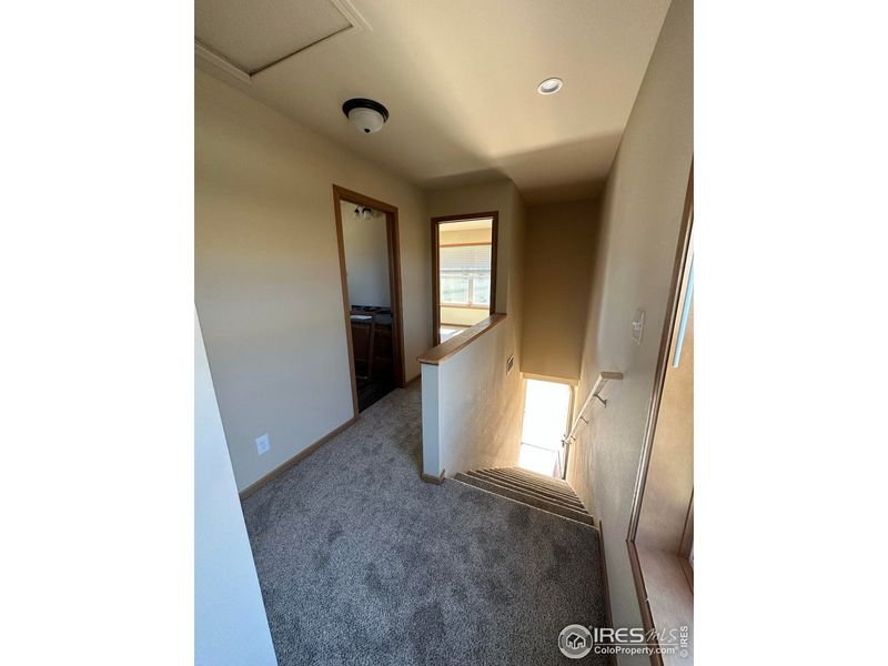 Spacious, unfurnished interior of a new home in , Granby (Image 8).