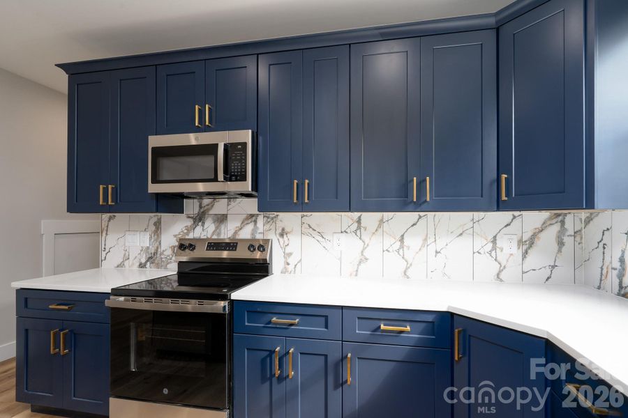 Furnished interior view inside a new home in , Kannapolis (Image 12).