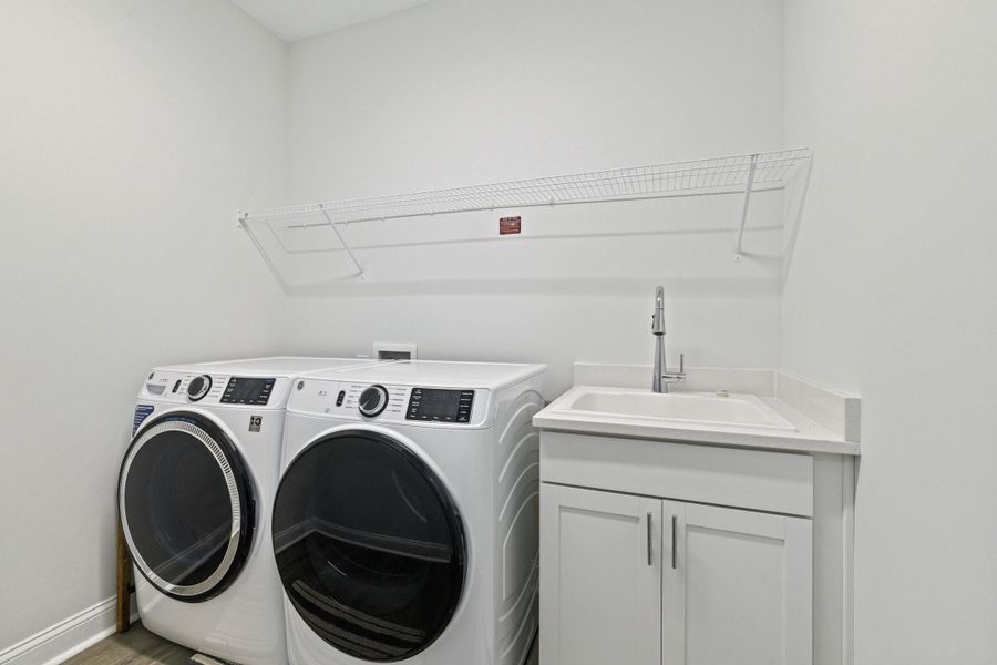 Close-up of interior finishes inside a home in , Hardeeville (Image 20).