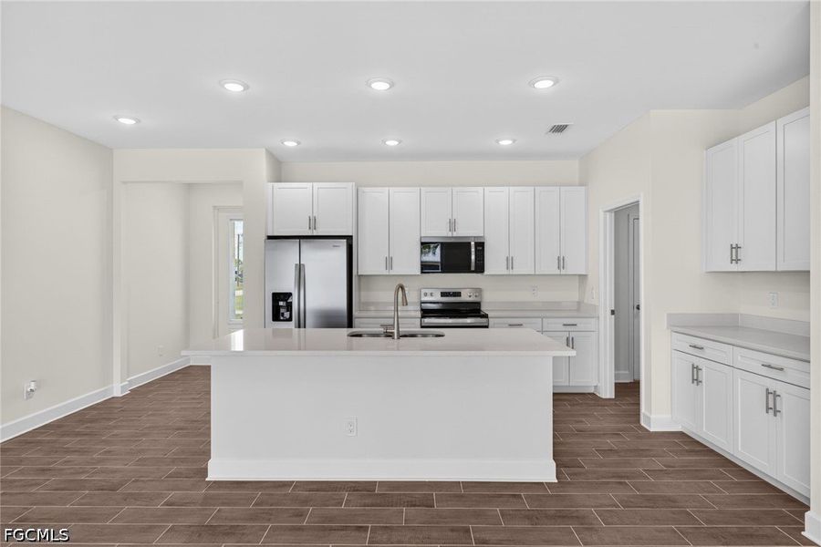 Furnished interior view inside a new home in Cape Coral, Cape Coral (Image 11).