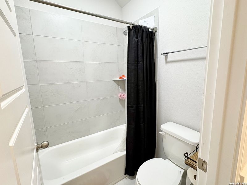 Furnished interior view inside a new home in Veramendi, New Braunfels (Image 38). Furnished interior view inside a new home in Veramendi, New Braunfels (Image 38).