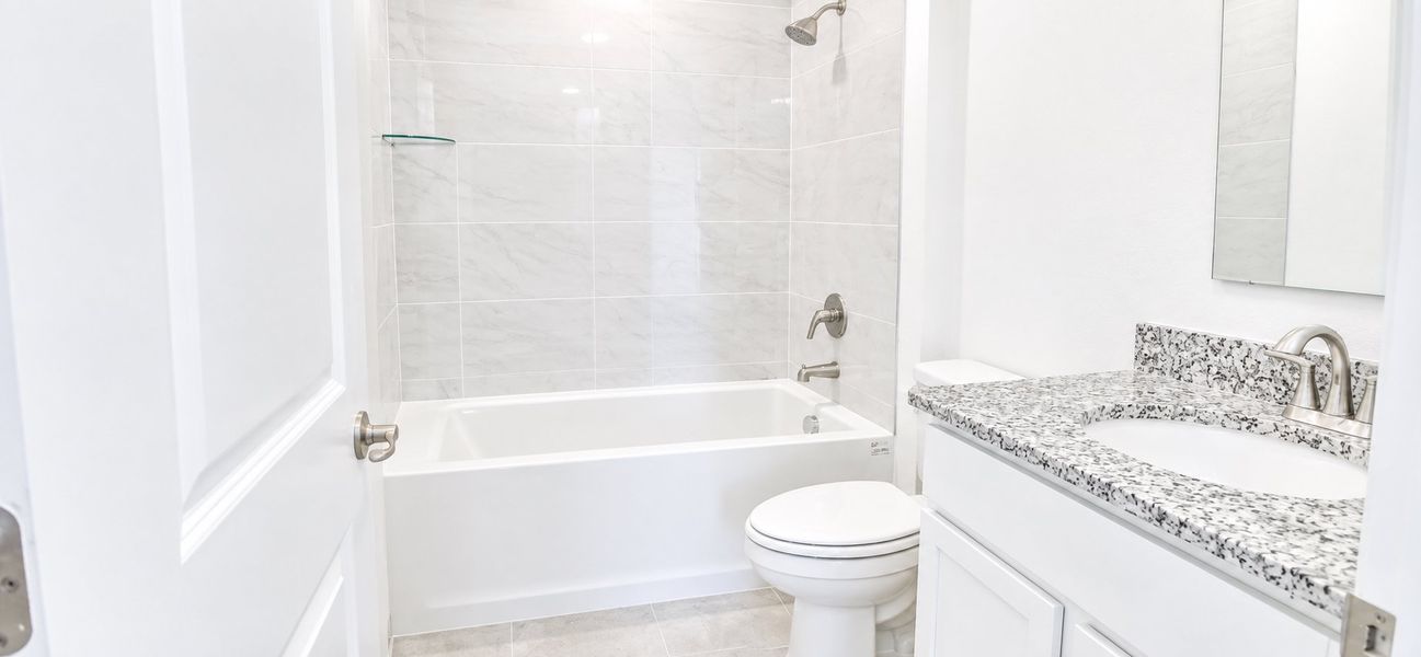 Furnished interior view inside a new home in Marion Oaks, Ocala (Image 15). Furnished interior view inside a new home in Marion Oaks, Ocala (Image 15).