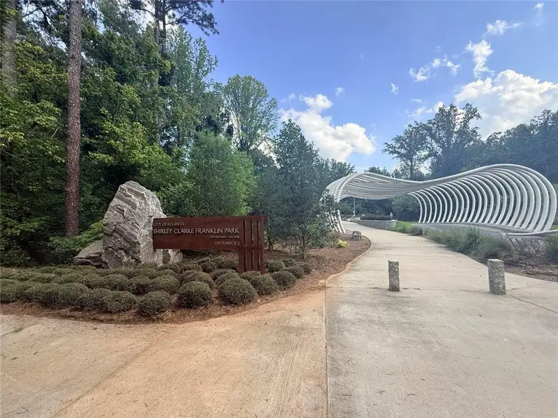 Image 13 of a home in Park Vue.