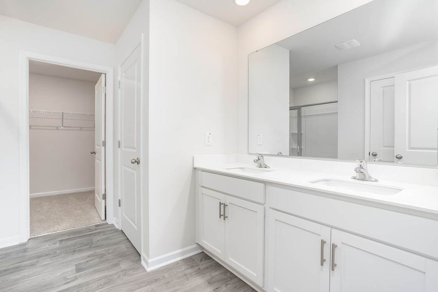 Representative furnished interior of a home built from the PENWELL by D.R. Horton in Raven Ridge, Lexington (Image 18). Representative furnished interior of a home built from the PENWELL by D.R. Horton in Raven Ridge, Lexington (Image 18).