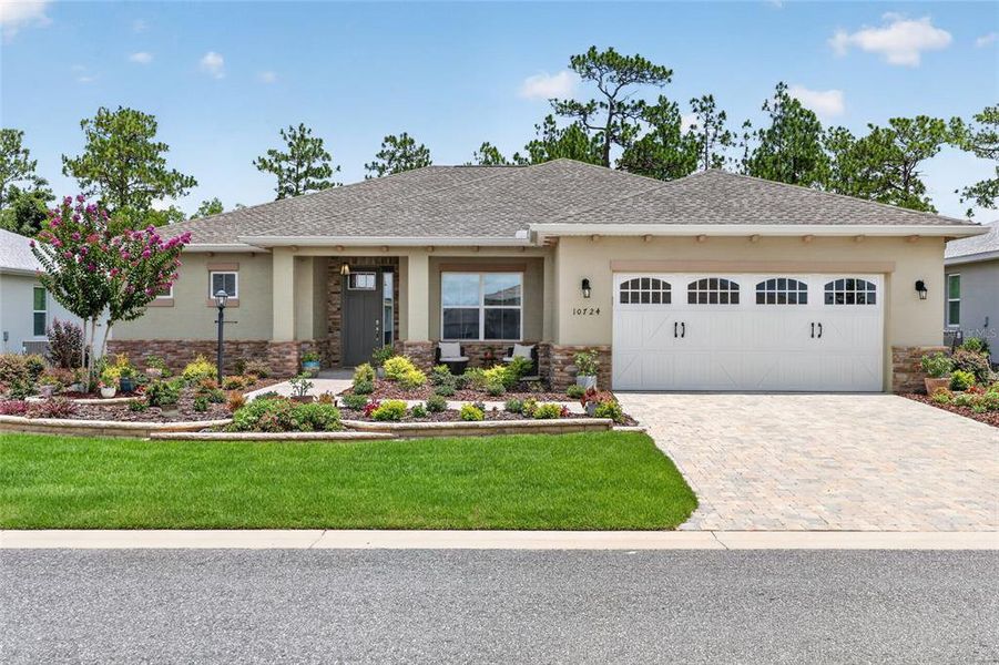 Front exterior of a new home in , Ocala, FL, highlighting curb appeal (Image 20).