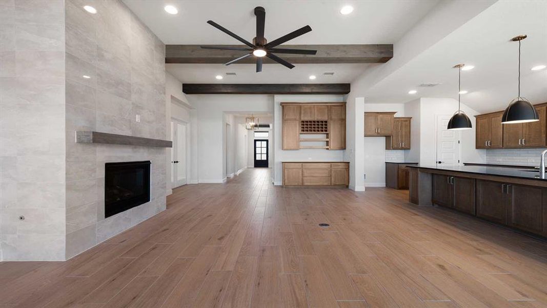 Spacious, unfurnished interior of a new home in Talon Hills, Fort Worth (Image 16).