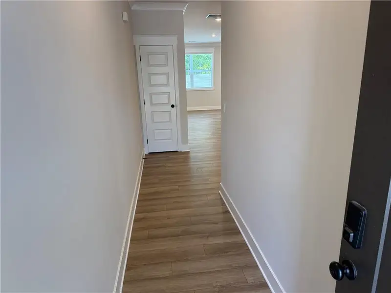 Spacious, unfurnished interior of a new home in Millstone at Mundy Mill, Gainesville (Image 17).