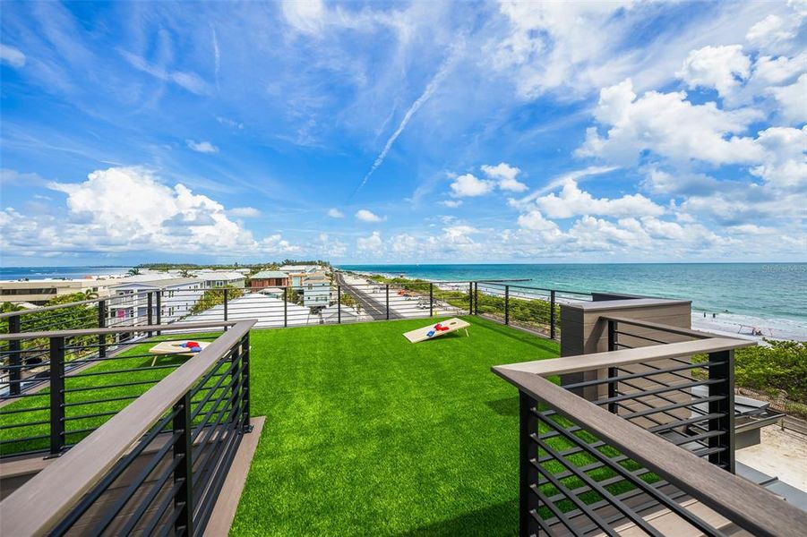 Exterior details and patio area of a home in , Bradenton Beach (Image 31).