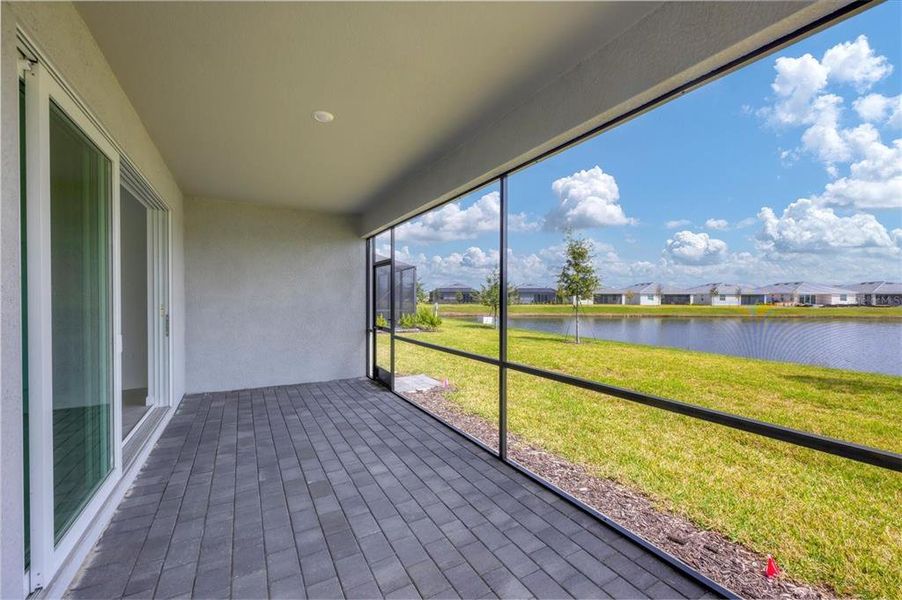 Exterior details and patio area of a home in , Port Charlotte (Image 21).