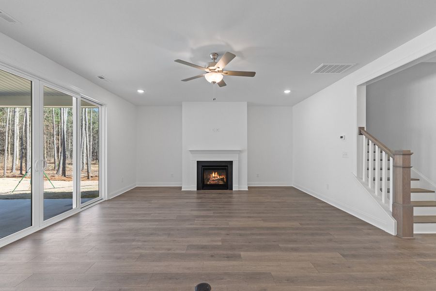 Representative unfurnished interior of a home built from the The Hampton by RobuckHomes in Baylee Ridge, Selma (Image 95). Representative unfurnished interior of a home built from the The Hampton by RobuckHomes in Baylee Ridge, Selma (Image 95).