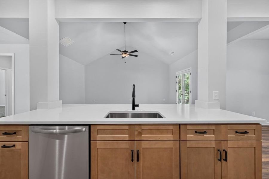Close-up of interior finishes inside a home in , Commerce (Image 18).