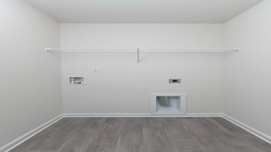 Spacious, unfurnished interior of a new home in Hunter's Branch, Hopkins (Image 26).