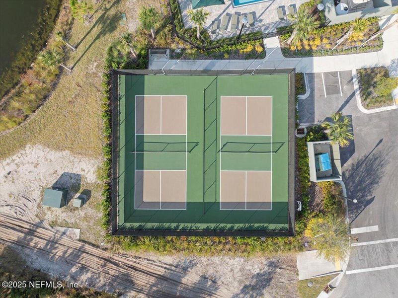 Community amenities in , Jacksonville (Image 76).