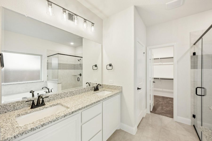 2304 Saint Andrews Way 2304 Saint Andrews Way