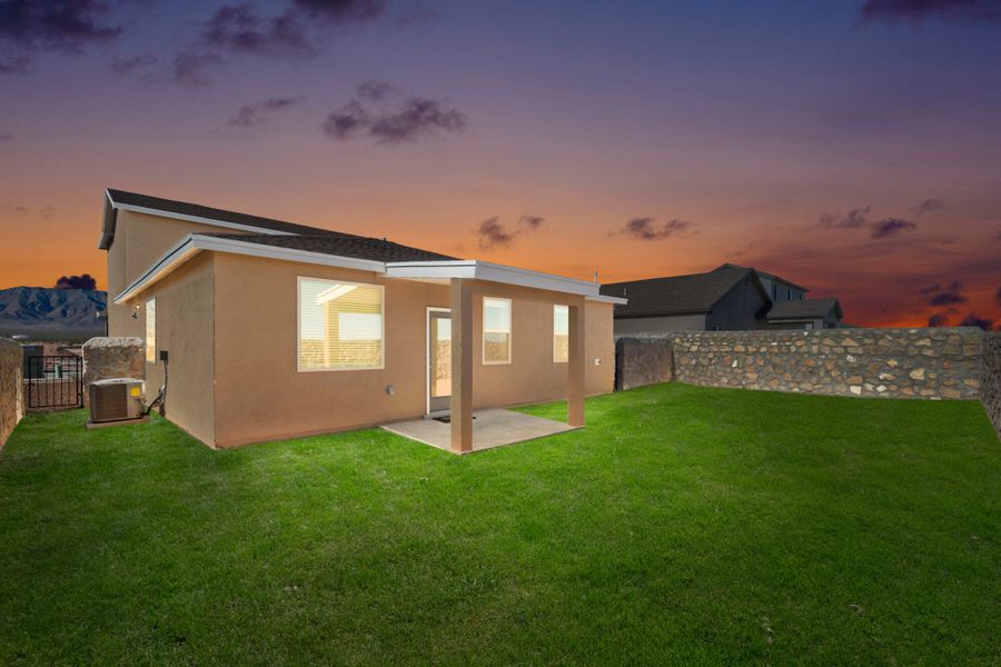 Representative exterior details of a home built from the Texas Olive by View Homes in Campo Del Sol, El Paso (Image 3).
