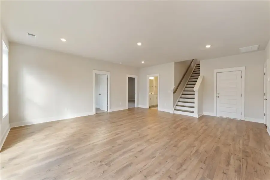Spacious, unfurnished interior of a new home in South Park, Piedmont (Image 30). Spacious, unfurnished interior of a new home in South Park, Piedmont (Image 30).