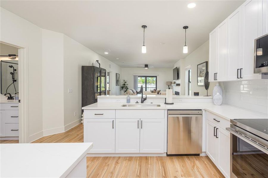 Furnished interior view inside a new home in , Ocala (Image 25).