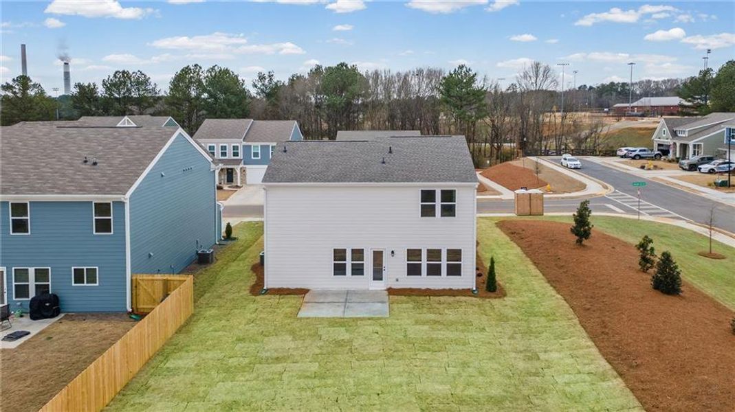 Exterior details and patio area of a home in Cherry Glen, Euharlee (Image 22).