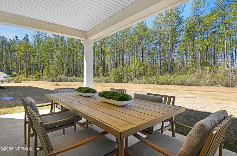 Exterior details and patio area of a home in Aspen Trail, Jacksonville (Image 22).