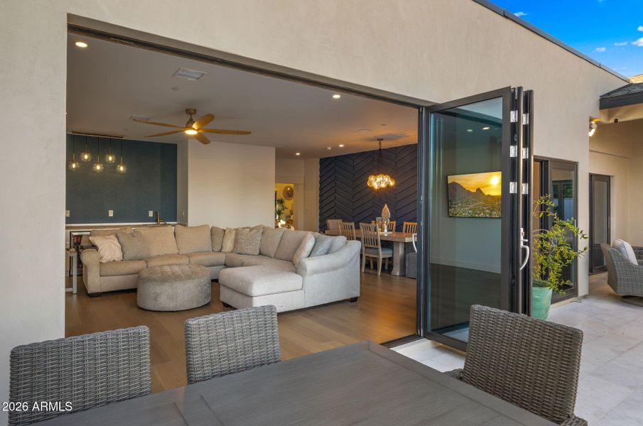 25-web-or-mls-Living Space1 2