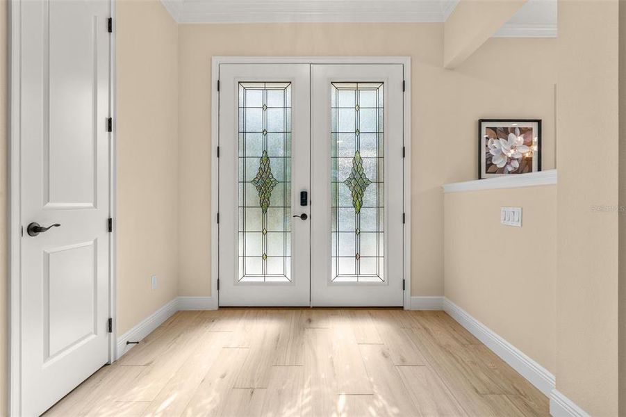 Spacious, unfurnished interior of a new home in , Beverly Hills (Image 23).