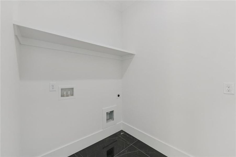 Spacious, unfurnished interior of a new home in , Grayson (Image 35).