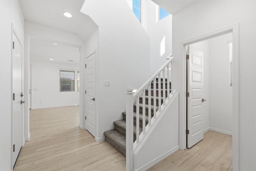 Spacious, unfurnished interior of a new home in Parkside, Avondale (Image 32).