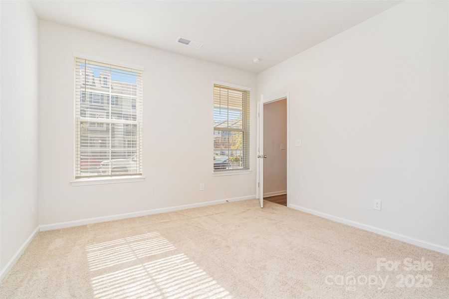 Spacious, unfurnished interior of a new home in , Mint Hill (Image 18).