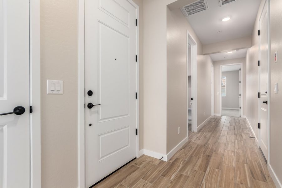Spacious, unfurnished interior of a new home in Mira Vista at Victory, Buckeye (Image 14).