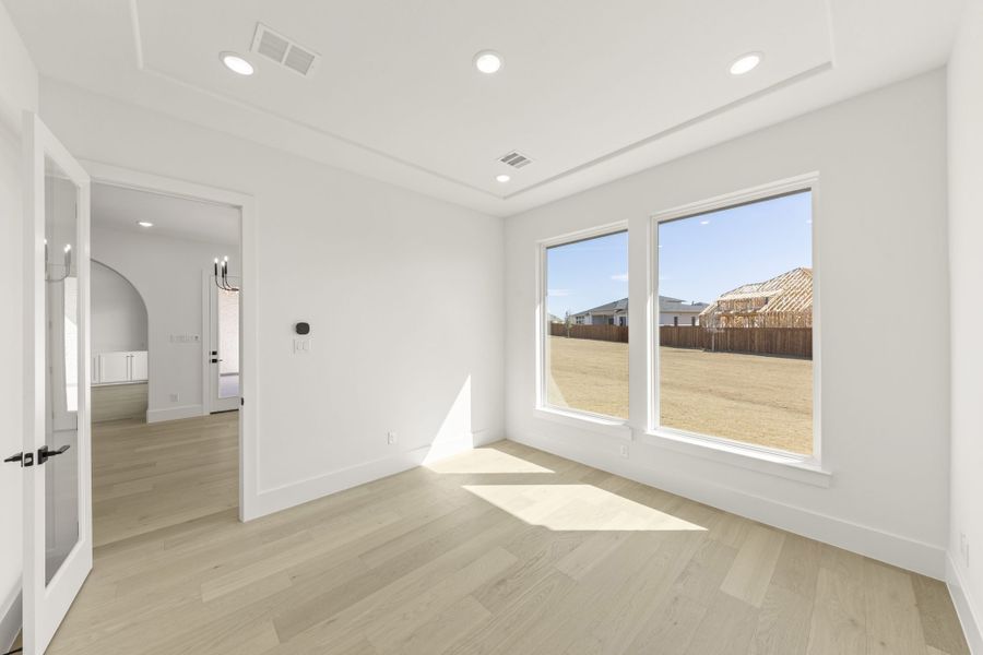 Spacious, unfurnished interior of a new home in Mustang Lakes, Celina (Image 26). Spacious, unfurnished interior of a new home in Mustang Lakes, Celina (Image 26).