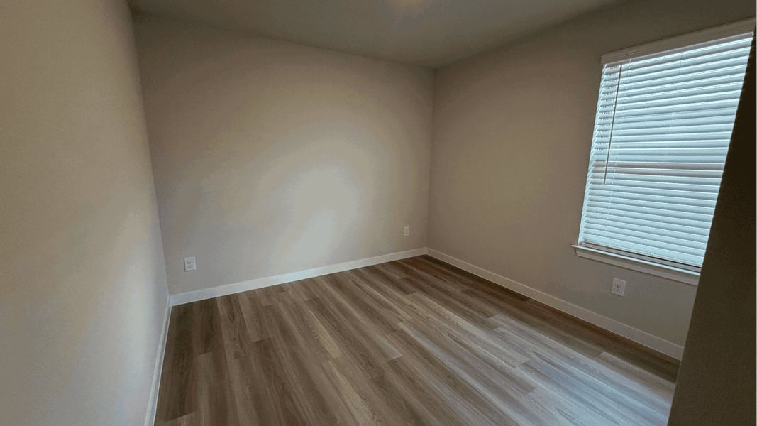 Spacious, unfurnished interior of a new home in Royal Oak South, Corpus Christi (Image 10).