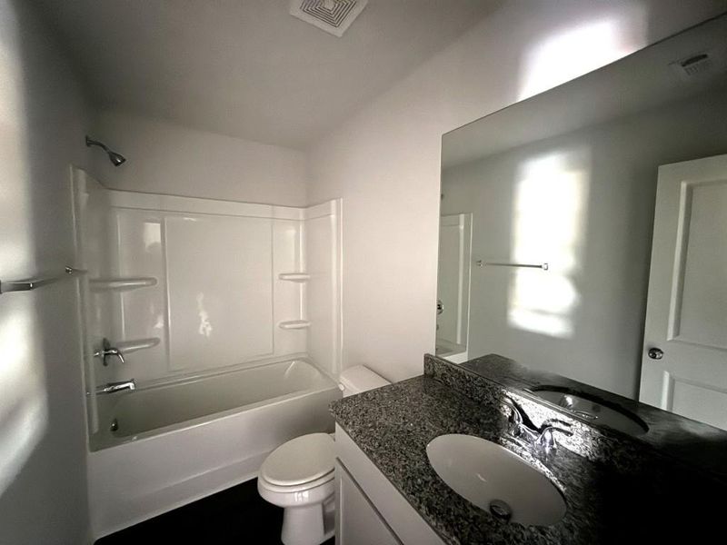 Image 13 of a home in .