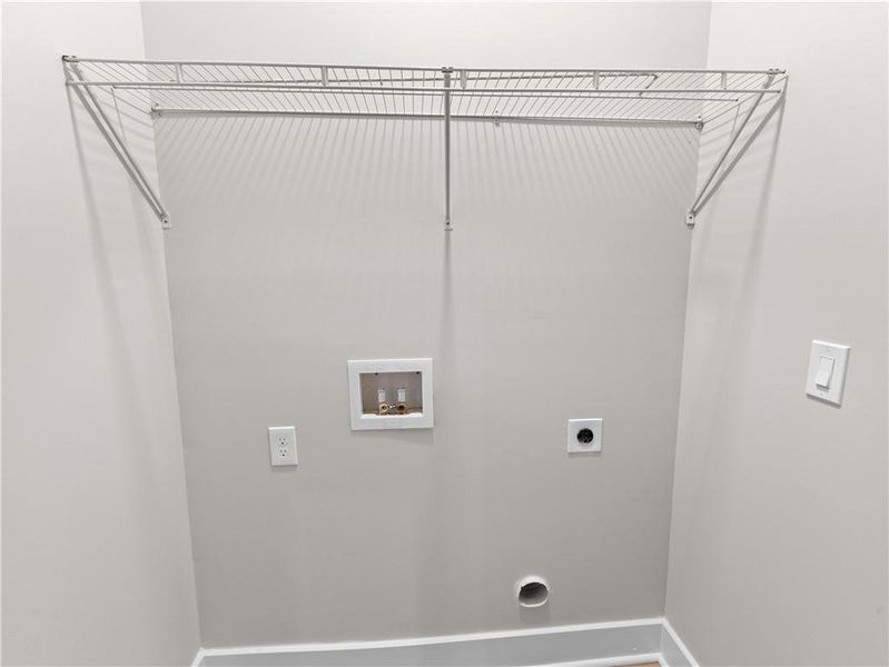 Spacious, unfurnished interior of a new home in , Douglasville (Image 33).