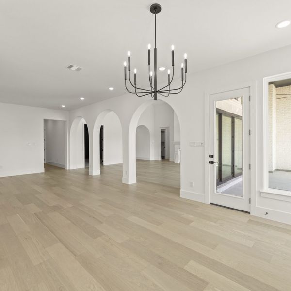 Spacious, unfurnished interior of a new home in Mustang Lakes, Celina (Image 91). Spacious, unfurnished interior of a new home in Mustang Lakes, Celina (Image 91).