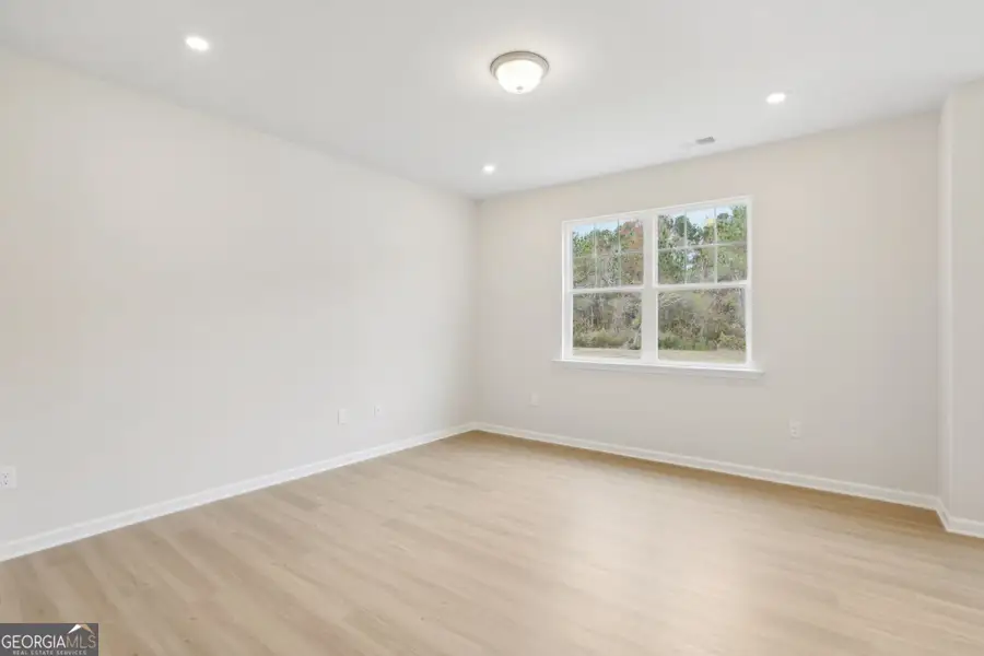 Spacious, unfurnished interior of a new home in Bryson Farms, Byron (Image 6).