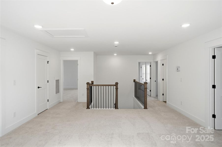 Spacious, unfurnished interior of a new home in Summerlin, Mooresville (Image 41).